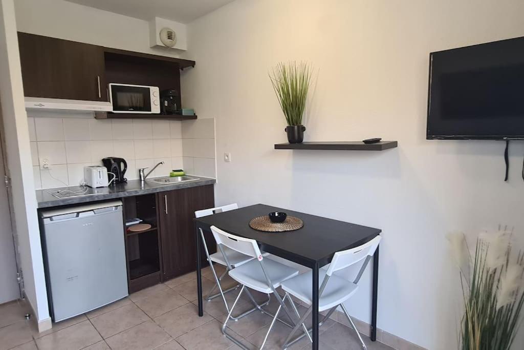 B210 Appartement Disneyland Paris Parking Et Wifi Монтеврен Экстерьер фото