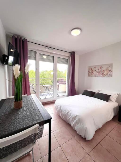 B210 Appartement Disneyland Paris Parking Et Wifi Монтеврен Экстерьер фото